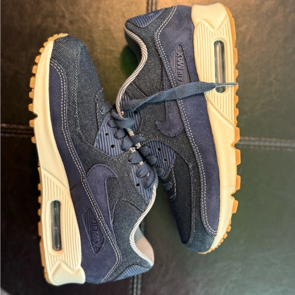 Nike Air Max Blue Denim Sneakers women’s size 6 - Picture 1 of 5